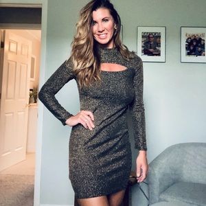 Keyhole Holiday dress NWOT